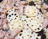 簡単！豚肉とレンコンのさっぱり炒め物作り方3写真