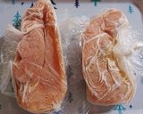 ホットクックで冷凍のまま 万能ゆで鶏胸肉作り方1写真