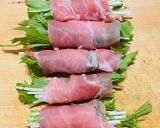 簡単おかず★水菜の豚肉巻き〜醤油麹ダレ〜作り方1写真