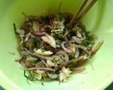 鶏ささみと赤たまねぎと青シソのポン酢和え作り方4写真