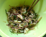 鶏ささみと赤たまねぎと青シソのポン酢和え作り方4写真