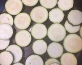 ズッキーニ のトマトソースチーズ焼き♪作り方2写真