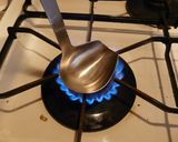 お弁当に♪おたまで一人分オムレツ♪作り方2写真