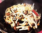 フレッシュトマトとキノコのニンニクパスタ作り方3写真