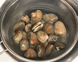 ズッキーニとあさりの酒蒸し作り方1写真