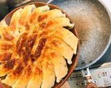冷凍餃子で、餃子を丸く焼く方法作り方8写真