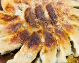 冷凍餃子で、餃子を丸く焼く方法作り方9写真