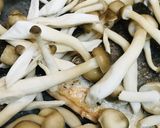 キノコとしあげる●鮭切り身の米粉ソテー作り方3写真