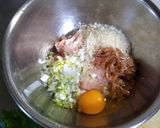 カリカリ梅を使ったつくねバーグ作り方2写真
