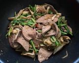簡単ヘルシー☆豚レバーのペペロンチーノ風作り方11写真