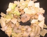 もちもち♪海鮮明太子焼きうどん作り方3写真