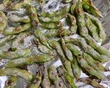 簡単おつまみ☆魚焼きグリルで焼き枝豆作り方3写真