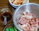 豚キムチ焼きうどん♪゛作り方1写真