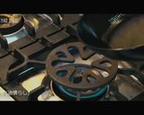 卵と塩だけ☆プレーンオムレツ作り方3写真