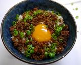 簡単！牛そぼろ丼作り方1写真
