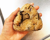 旨味たっぷり☆かつおと昆布のおにぎり作り方7写真