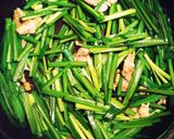 絶品✨ニラたっぷり塩焼きそば作り方2写真
