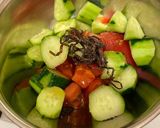【超簡単！】きゅうりとトマトの塩昆布和え作り方2写真