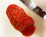 熟したトマトを薄くて、タネが出ない切り方作り方6写真