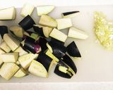 簡単★豚肉とナスの厚揚げ入り味噌炒め作り方1写真