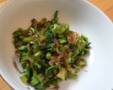 大根葉とさくら海老のごま油炒め作り方3写真