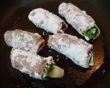 ツルムラサキとタマネギの肉巻き作り方4写真