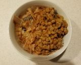 大好きな朝食☆めかぶ納豆かつお卵黄ご飯作り方4写真