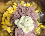 みんな大好き！餃子皮マヨコーンピザ風作り方1写真