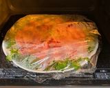 簡単☆薄切り牛肉とかいわれのレンジ蒸し作り方3写真