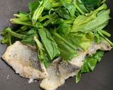 スズキとほうれん草のガリバタ醤油炒め作り方7写真