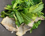 スズキとほうれん草のガリバタ醤油炒め作り方7写真