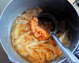 温泉卵とフライドオニオンの味噌汁作り方6写真