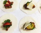 夏の変わりウチ餃子☆シソ、トマト☆作り方1写真