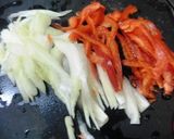 セロリとパプリカとイカ薫製のみそサラダ作り方1写真