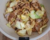【豚こまキャベツのピリ辛味噌炒め】作り方3写真