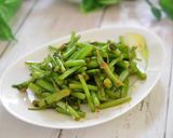 絶品☆春菊の茎のからし醤油炒め作り方3写真