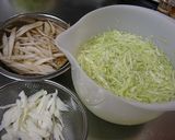 しゃきしゃきゴボウと豚肉の柚胡椒炒め作り方1写真