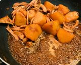 「おうち居酒屋」イカとゴロッとじゃが芋煮作り方7写真