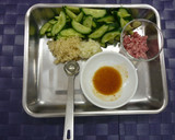 サッと簡単きゅうりとひき肉の炒め物作り方1写真