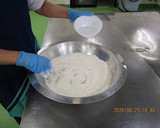 熊谷産小麦粉を使用した手打ちうどん作り方2写真