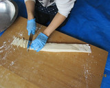 熊谷産小麦粉を使用した手打ちうどん作り方6写真
