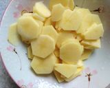 きゅうり・じゃが芋のカレー粉胡麻和え♪作り方1写真