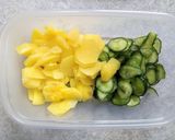 きゅうり・じゃが芋のカレー粉胡麻和え♪作り方3写真