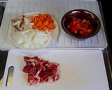 トマトと豚肉のカレー作り方1写真