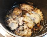 作り置き　マグロのアラとコンニャク煮物作り方1写真