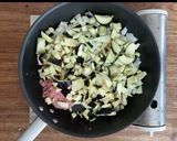 免疫力UP！夏野菜とレバーのキーマカレー作り方2写真