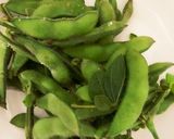 新鮮な枝豆は枝ごと茹でて、風味豊かに美味作り方5写真