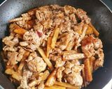 『豚肉と長芋とピーマンの焼肉タレ炒め』作り方4写真
