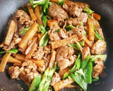 『豚肉と長芋とピーマンの焼肉タレ炒め』作り方5写真