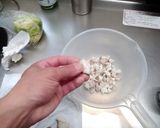 キャベツとアンコウのゴママヨペッパー作り方10写真